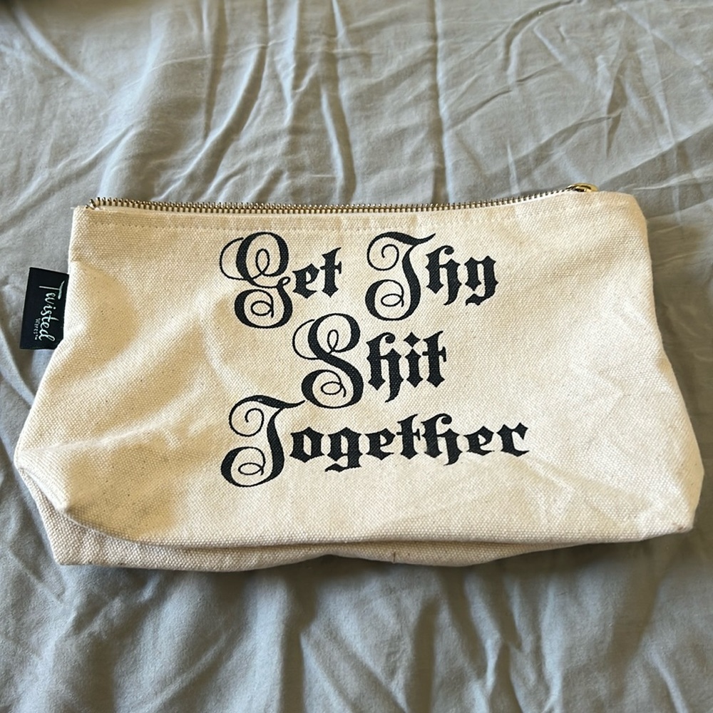 Used Makeup Pouch 👝